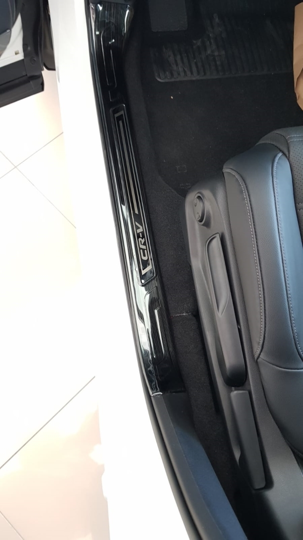 Honda CR-V 2017+ İçin Uyumlu Kapı Eşik Koruma Titanyum Siyah 3