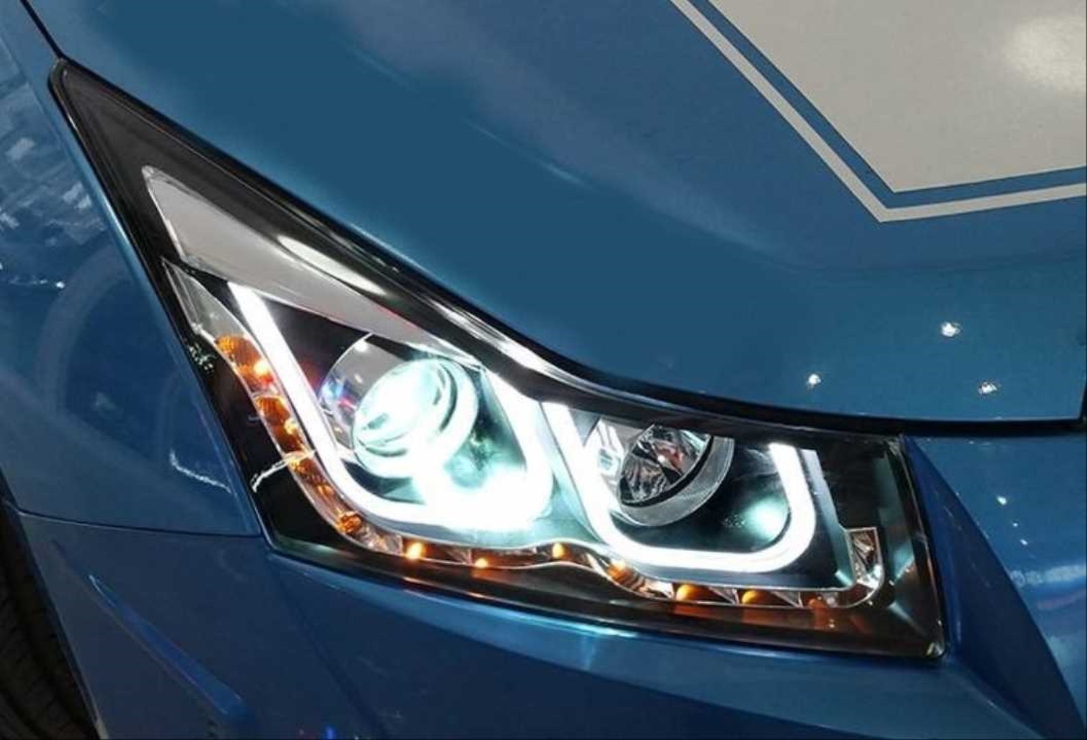 Chevrolet Cruze 2009-2014 için LED Far 3