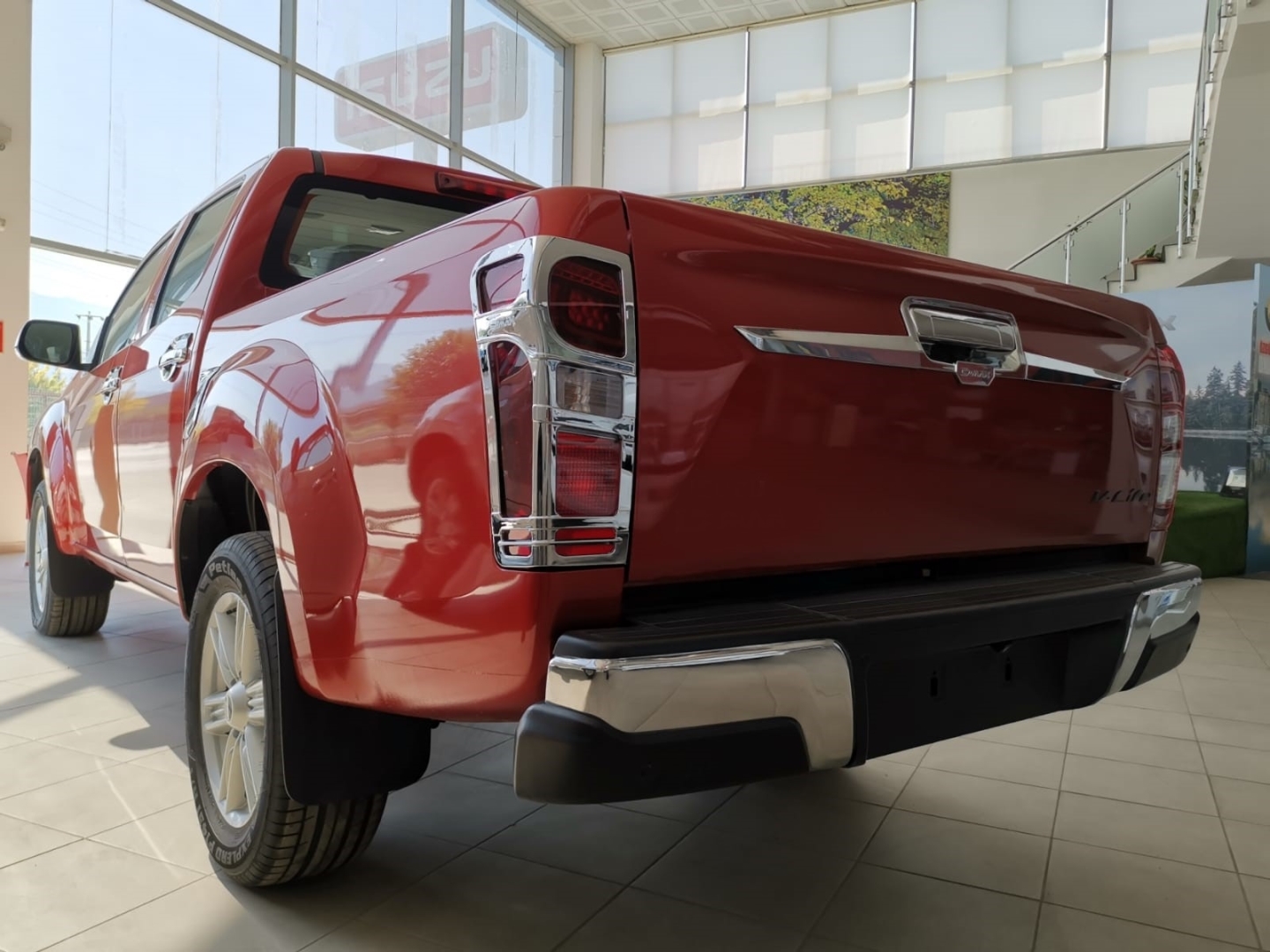 Isuzu D-Max 2018+ Bagaj Açma Kolu Kaplaması Nikelaj 5