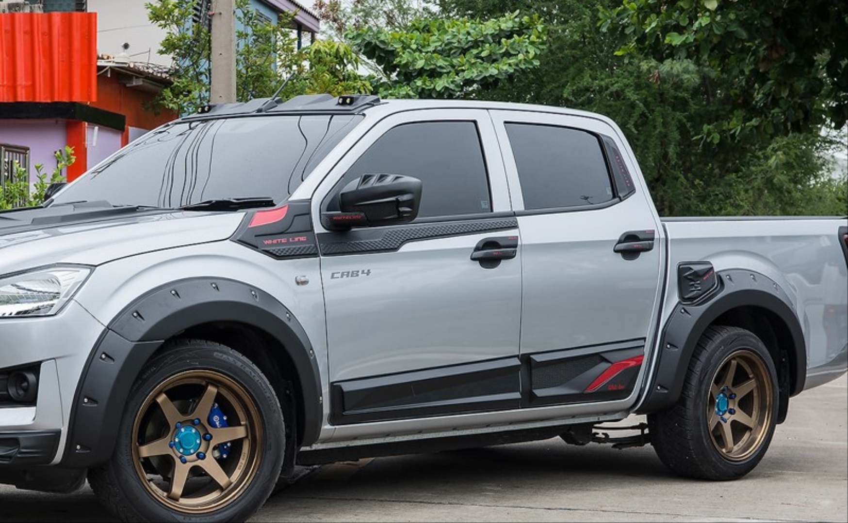 Isuzu D-MAX 2020+ Çamurluk Kabartma (Dodık) (PP Enjeksiyon) 3