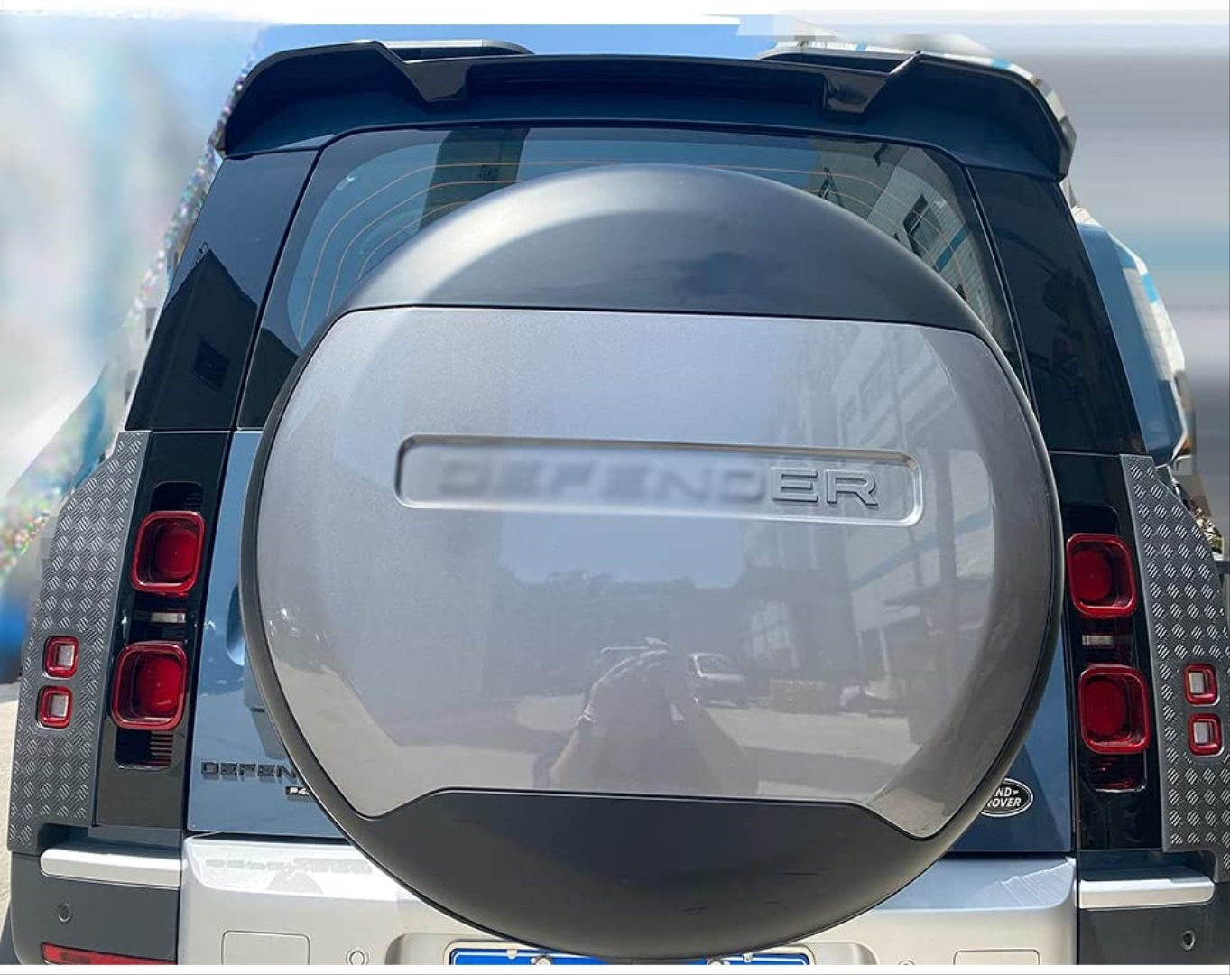 Defender 2020+ İçin Stepne Kapağı (90 Lik ve 110 Luk Modellerle Uyumlu) 4