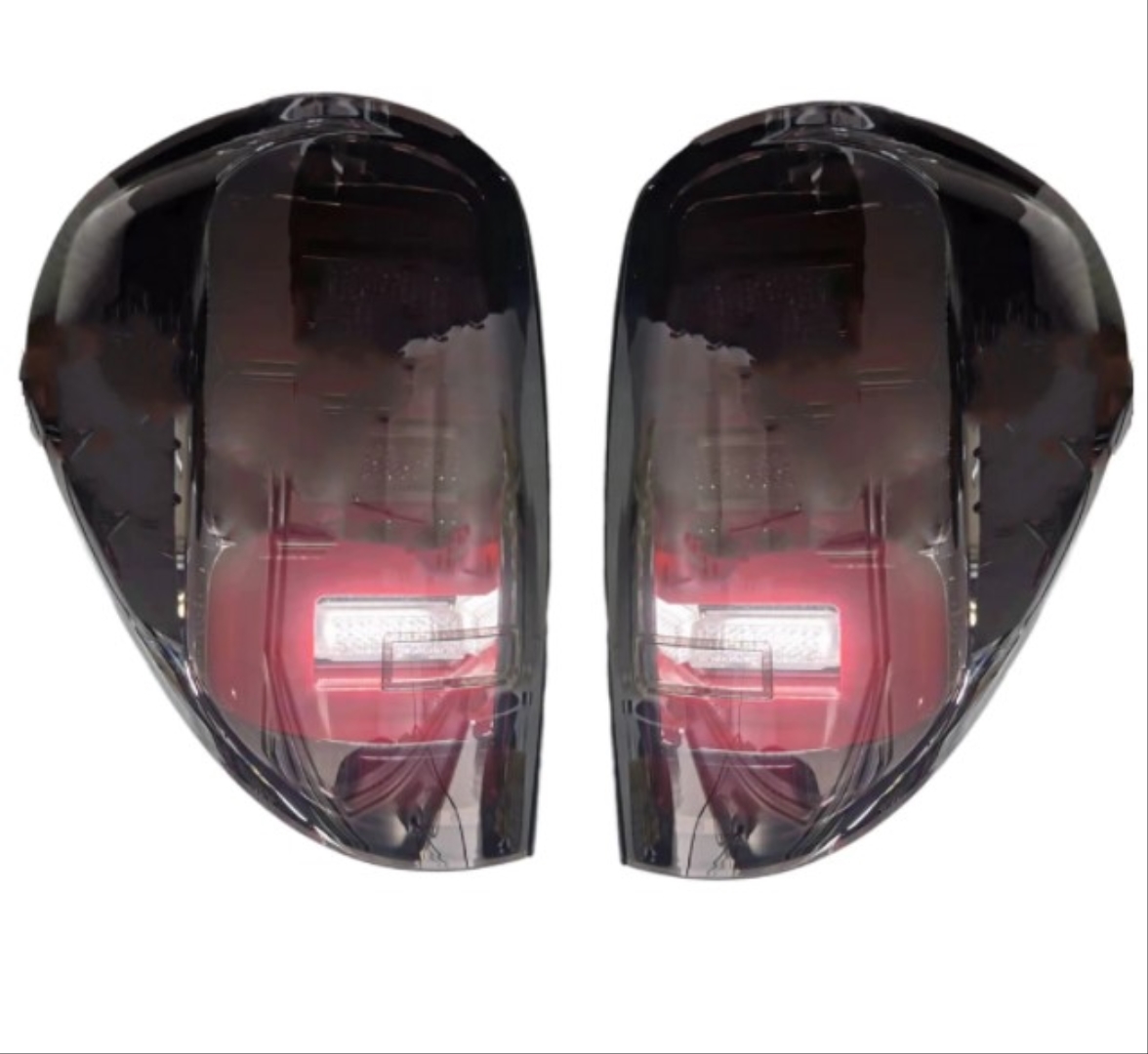 Mitsubishi L200 2007-2014 için Uyumlu LED Stop 4