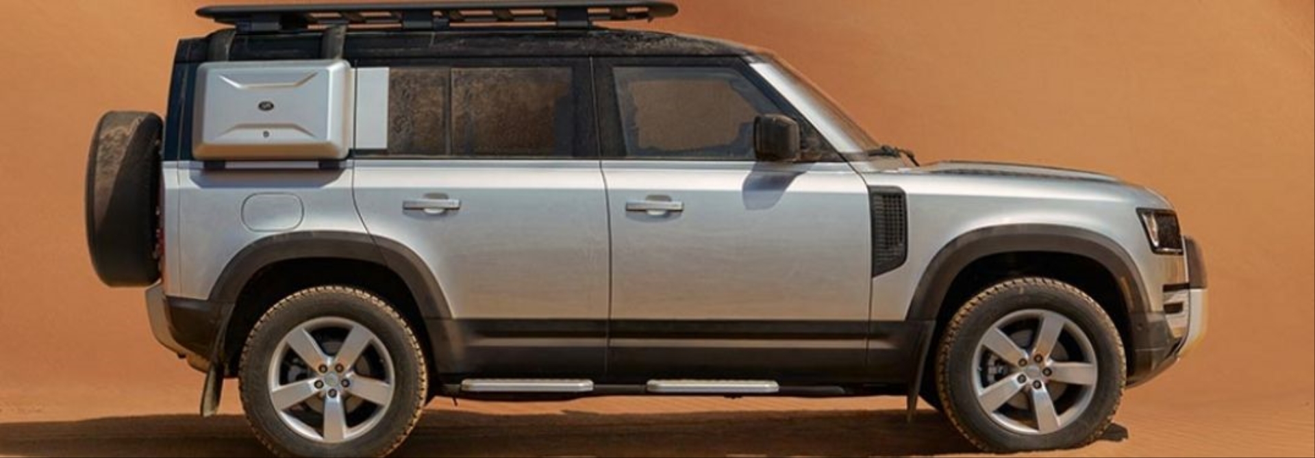 Defender 2020+ İçin Yan Gövde Çantası Silver (90 Lik ve 110 Luk Modellerle Uyumlu) 4