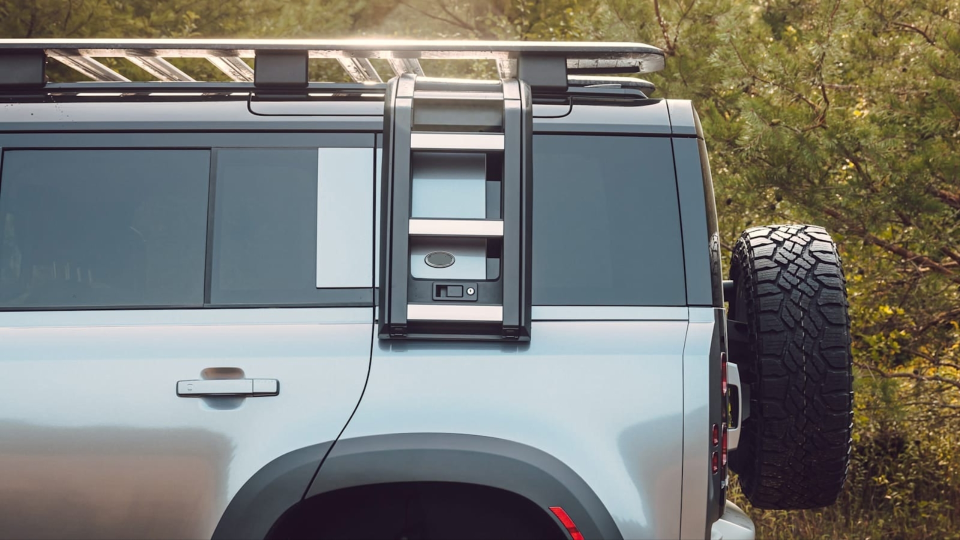 Defender 2020+ için Yan Merdiven (90'lık ve 110 Modellerle Uyumlu) 2