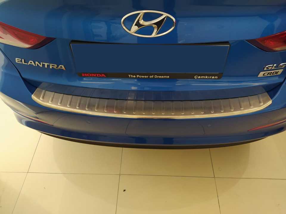 Hyundai Elantra 2016-2019 Uyumlu Arka Tampon Üst Koruması Krom 5