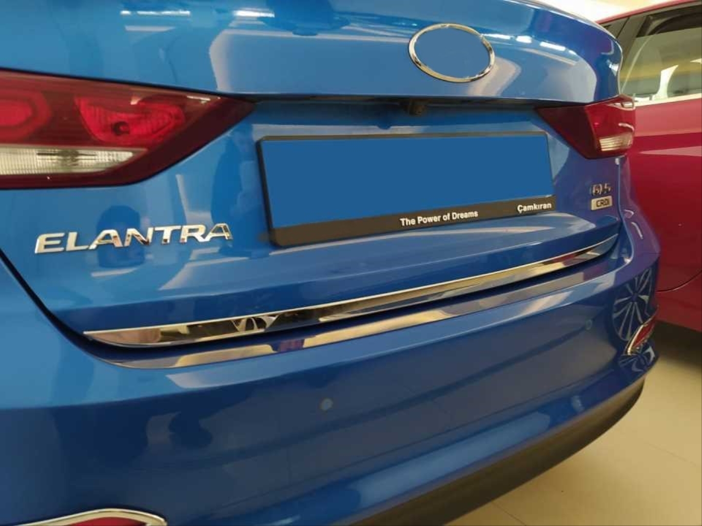 Hyundai Elantra 2016-2019 İçin Uyumlu Bagaj Kapağı Çıtası Krom 3