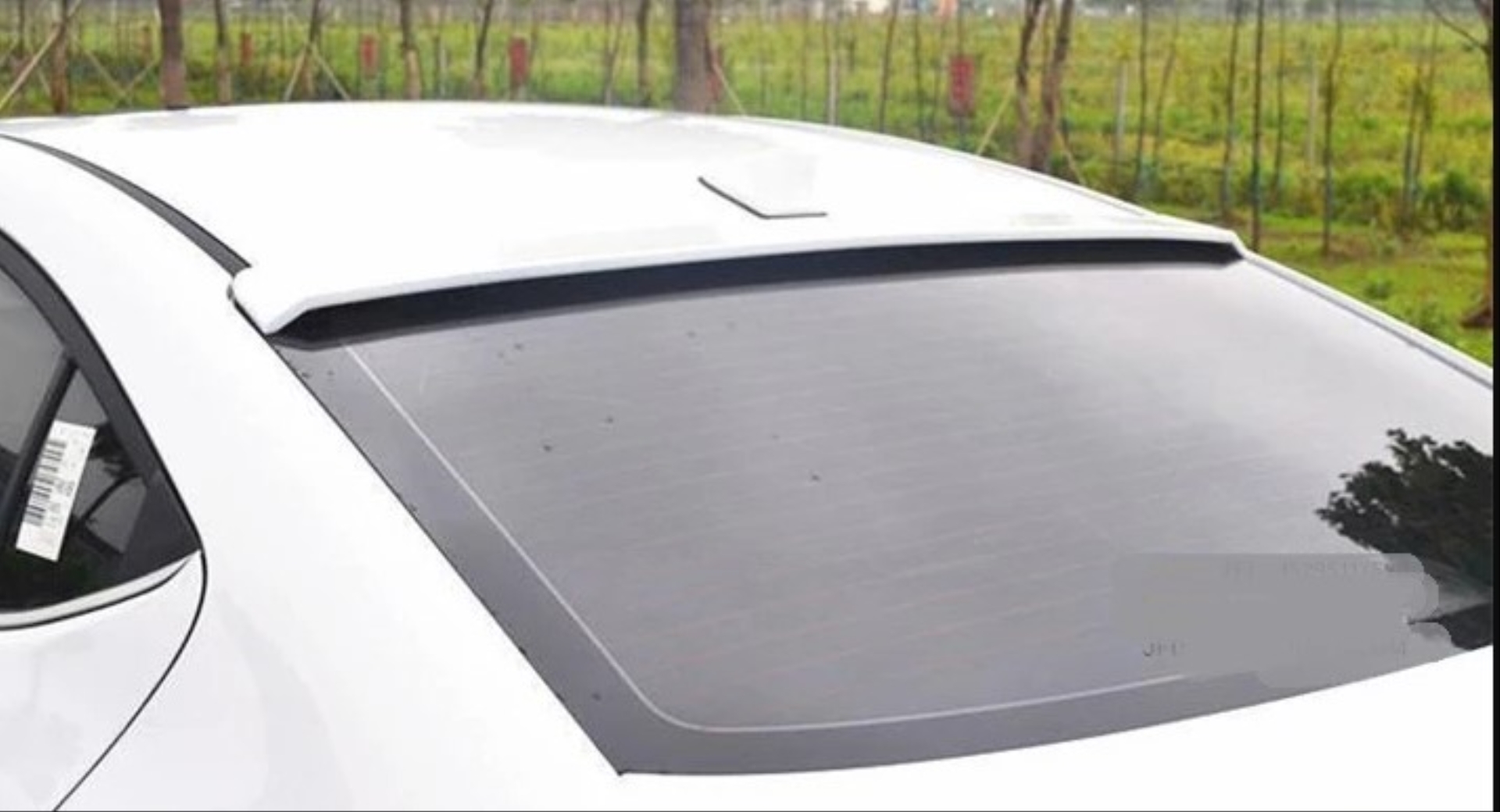 Hyundai Elantra 2016-2019 İçin Uyumlu Cam Üstü Spoiler - Piano Black 2