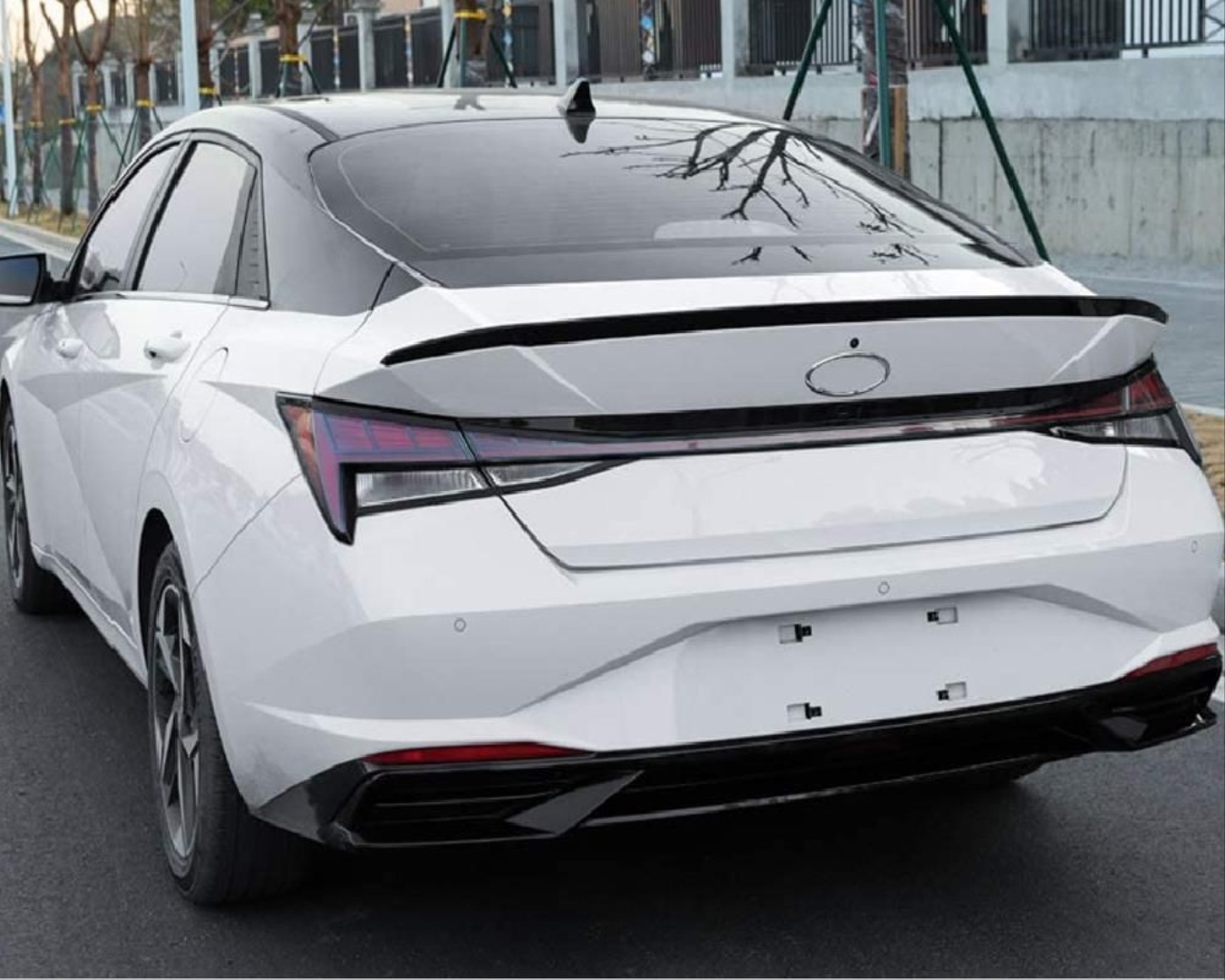 Hyundai Elantra 2021+ Spoiler - Piano Black (Parlak Siyah) 2