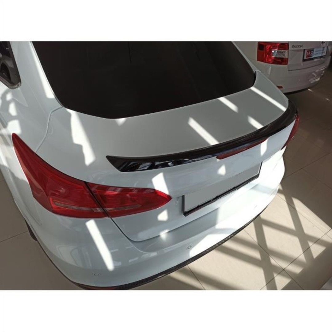 Ford Focus 2014-2018 Hybrid Spoiler - Piano Black (Parlak Siyah) 5