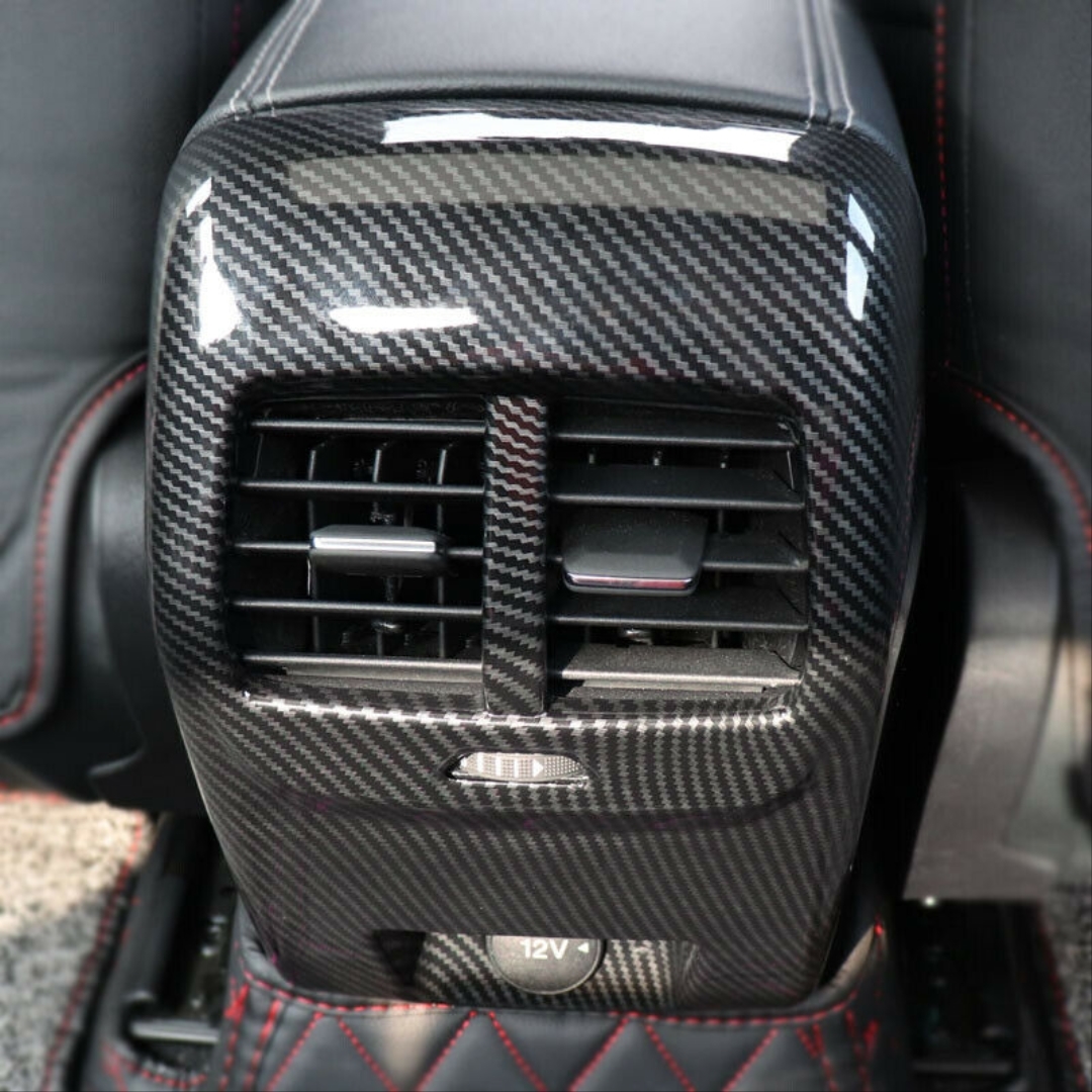 Ford Focus için Uyumlu 2019+ Arka Menfez Kaplama - Karbon (ABS) 3