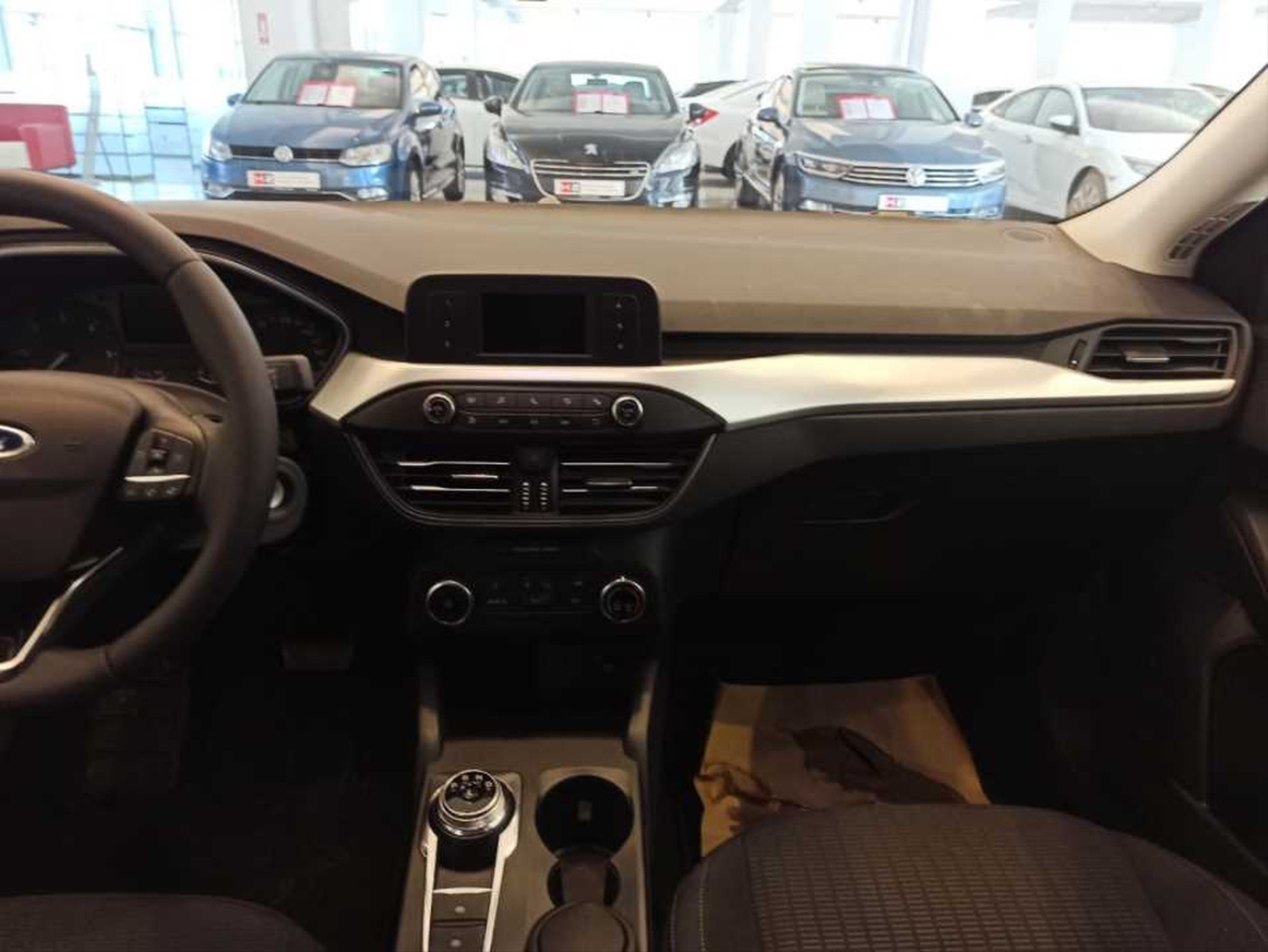 Ford Focus 2019+ Konsol Çıtası - Silver (ABS) 2