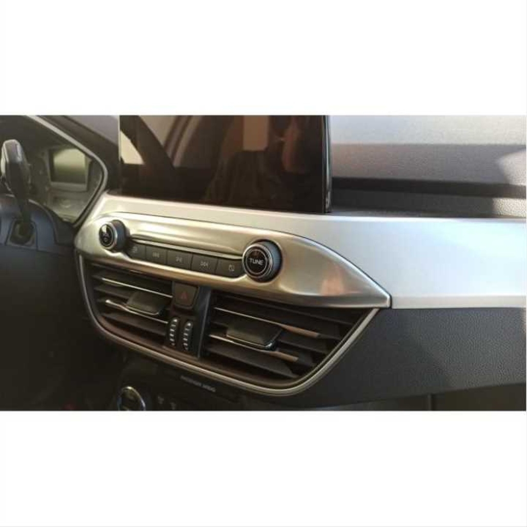 Focus İçin Uyumlu 2019+ Orta Panel Kaplama - Silver 3