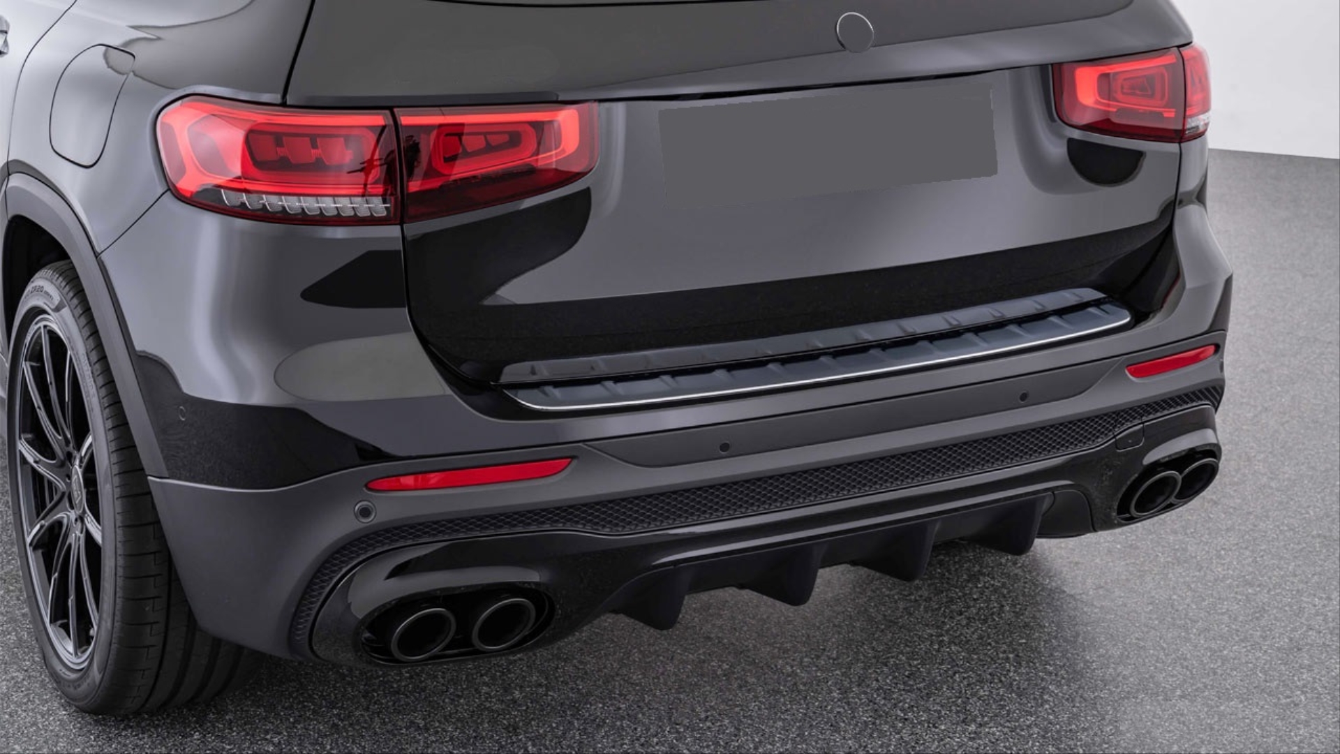 Mercedes-Benz GLB45 Difüzör ve Egzoz Seti 2