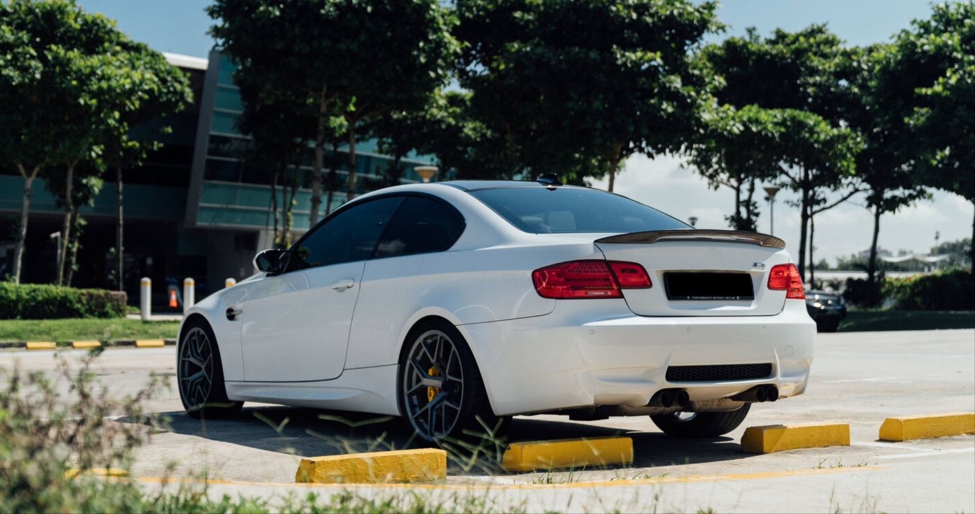 BMW 3 Serisi E92 Uyumlu MT Spoiler - Piano Black (Parlak Siyah) 3