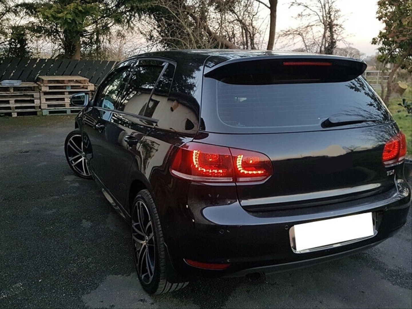 Volkswagen Golf 6 Spoiler (Piano Black) 5