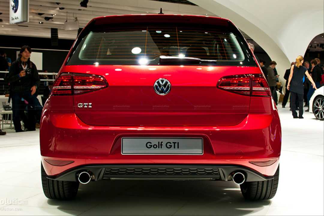 Golf 7 2013-2017 için Uyumlu GTI Body Kit 3