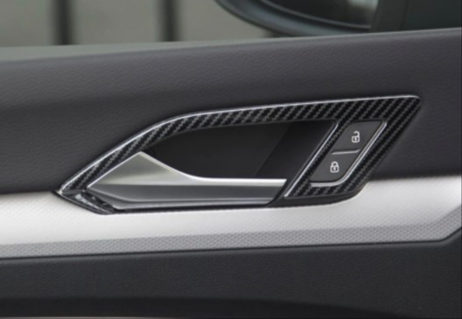Golf 8 İçin Uyumlu İç Kapı Açma Kolu Kaplama - Karbon 4