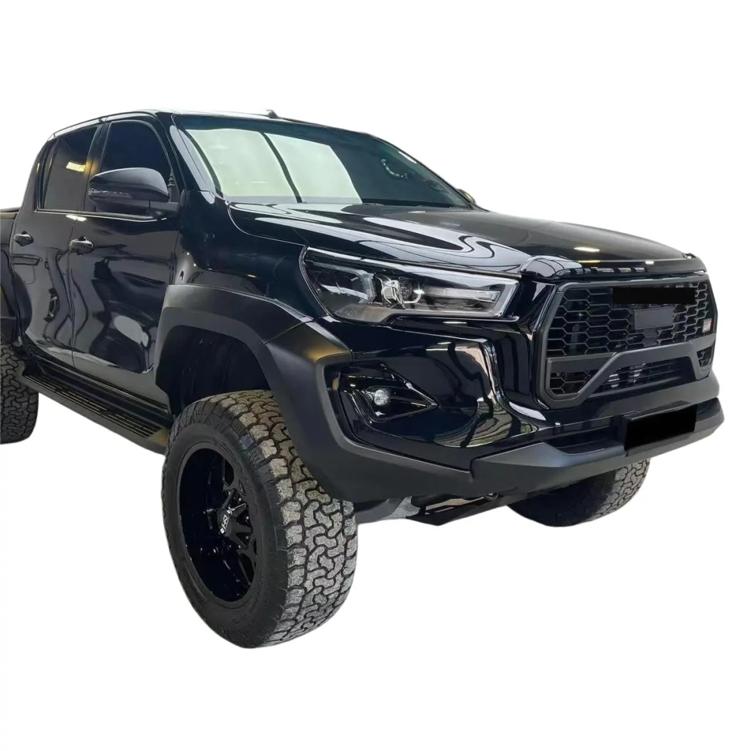 Toyota Hilux 2016+ İçin GR Body Kit 3