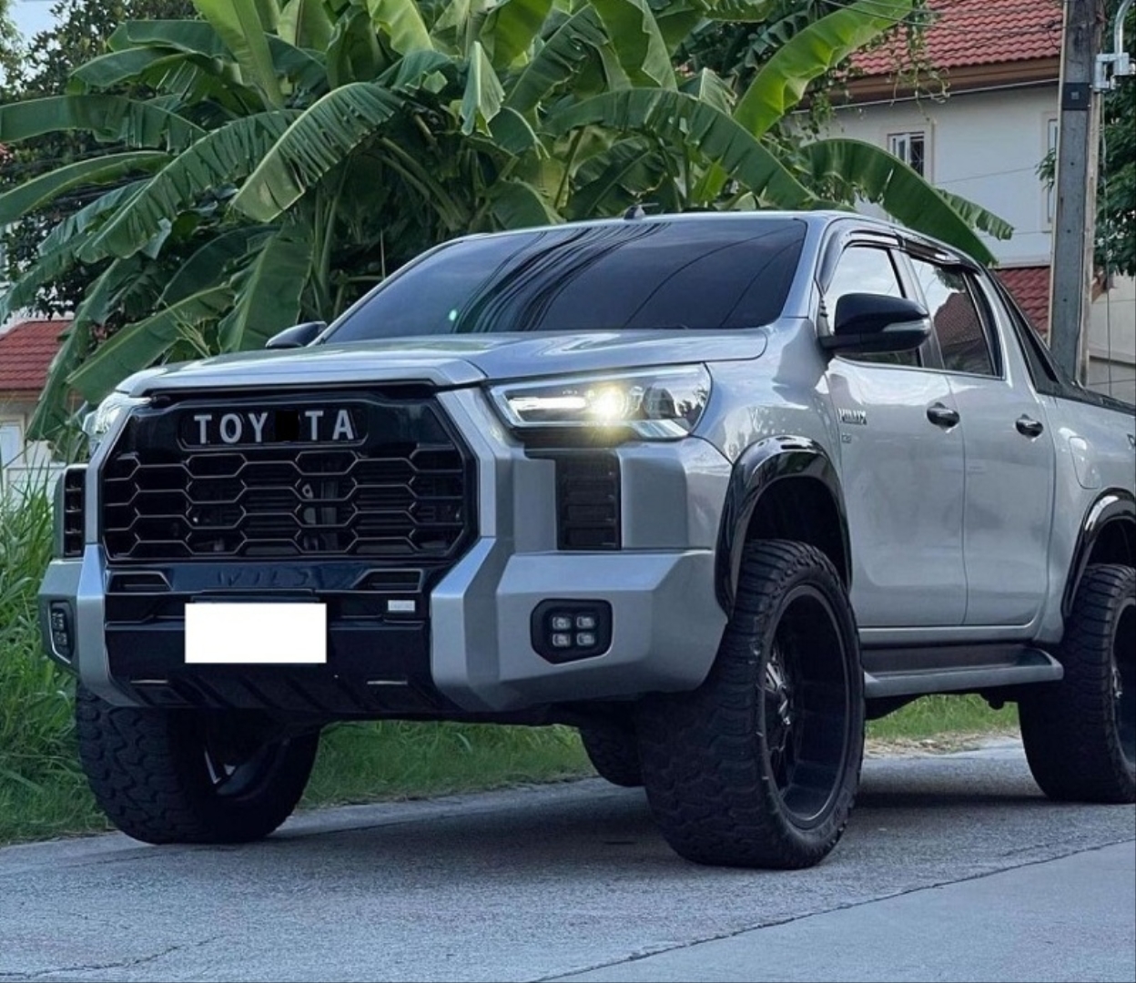 Toyota Hilux 2016-2019 Tundra Body Kit (Far-Stop-Sis Dahil) 3