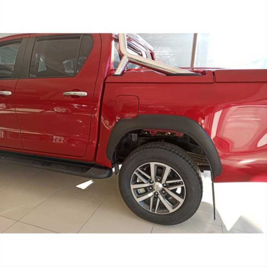 Hilux Revo İnce Tip Çamurluk Kabartma Dodik (PP Enjeksiyon) 4
