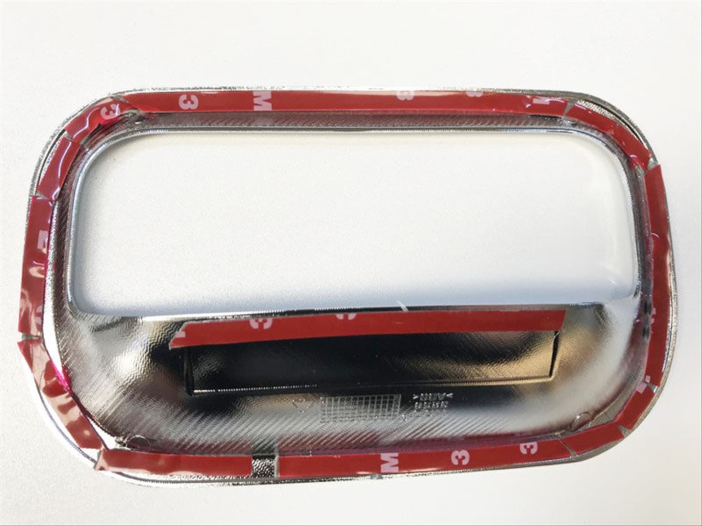 Hilux Vigo 2012-2015 İçin Uyumlu Bagaj Açma Kolu Kaplama Krom 3