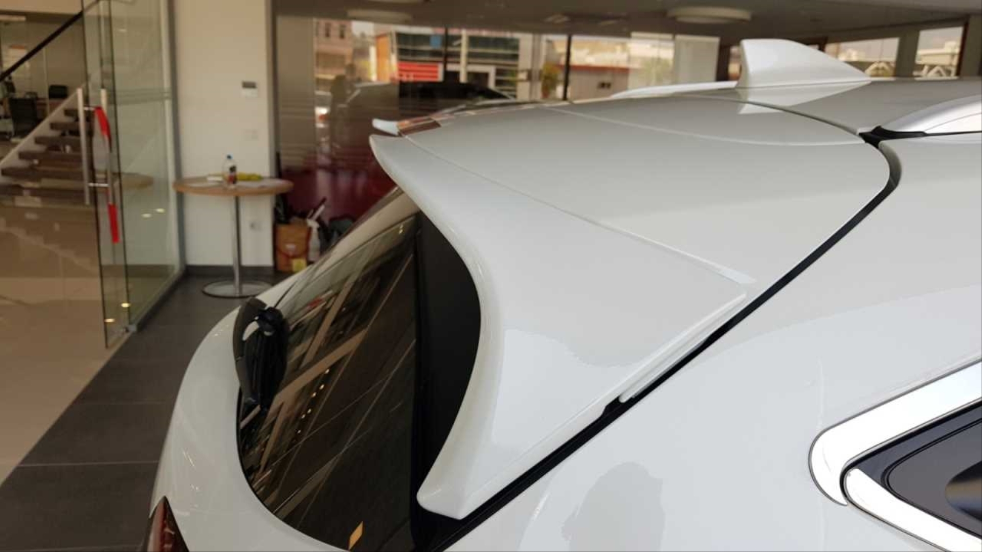 Honda HR-V 2016-2021 Için Uyumlu Spoiler (Boyasız) 2