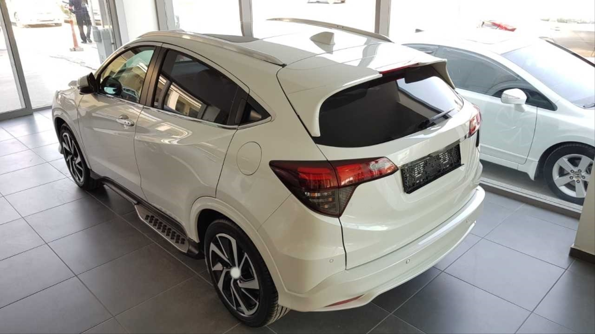Honda HR-V 2016-2021 Için Uyumlu Spoiler (Boyasız) 5