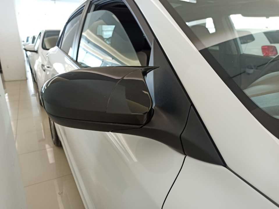 Hyundai i20 (2014-2019) Uyumlu Yarasa Ayna Kapağı (Sinyalsiz Modeller için) 4