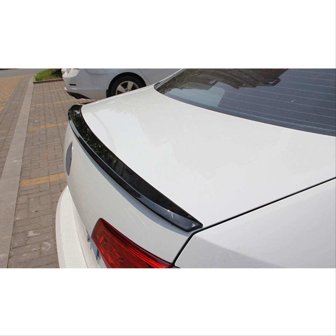 Jetta 2012-2018 için Uyumlu Wing Spoiler - Piano Black 5