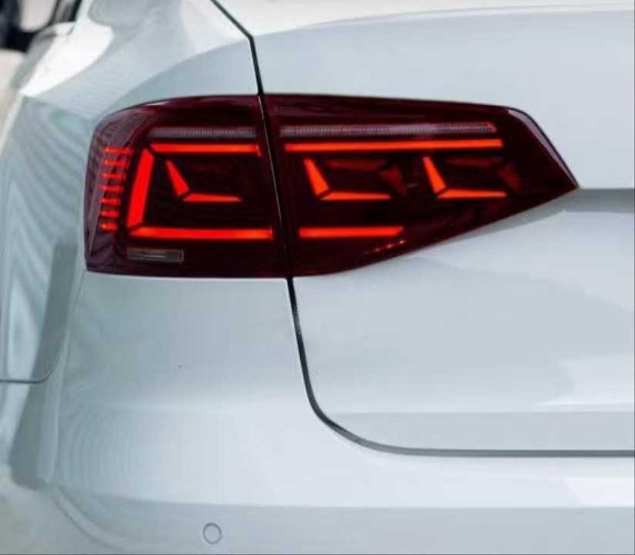 Volkswagen Jetta 2015+ Uyumlu LED Stop 5