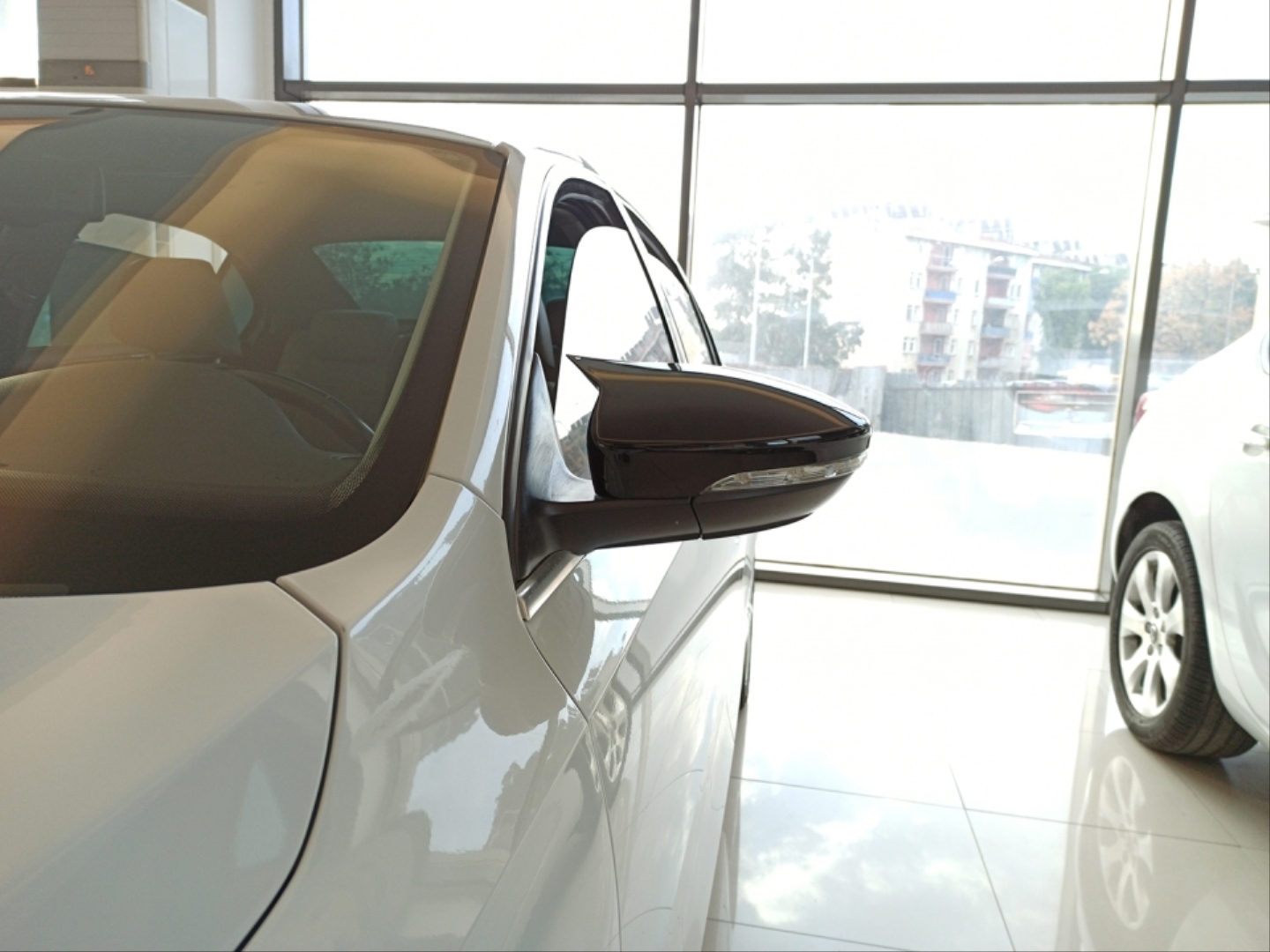 Volkswagen Jetta 2012-2018 İçin Uyumlu Ayna Kapağı Piano Black 2
