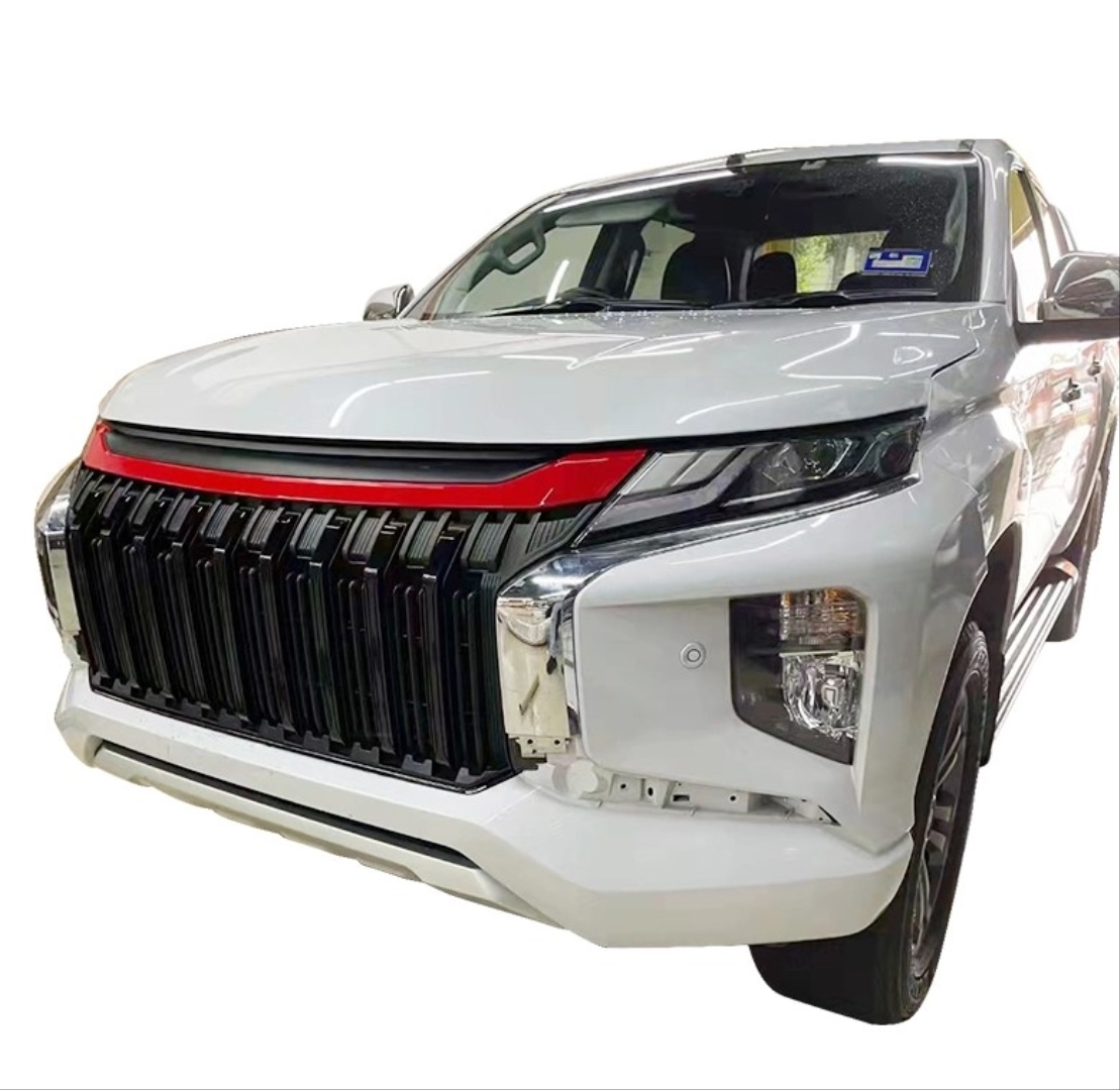 Mitsubishi L200 2019+ İçin Uyumlu Siyah Panjur (Kırmızı Çizgili) 5