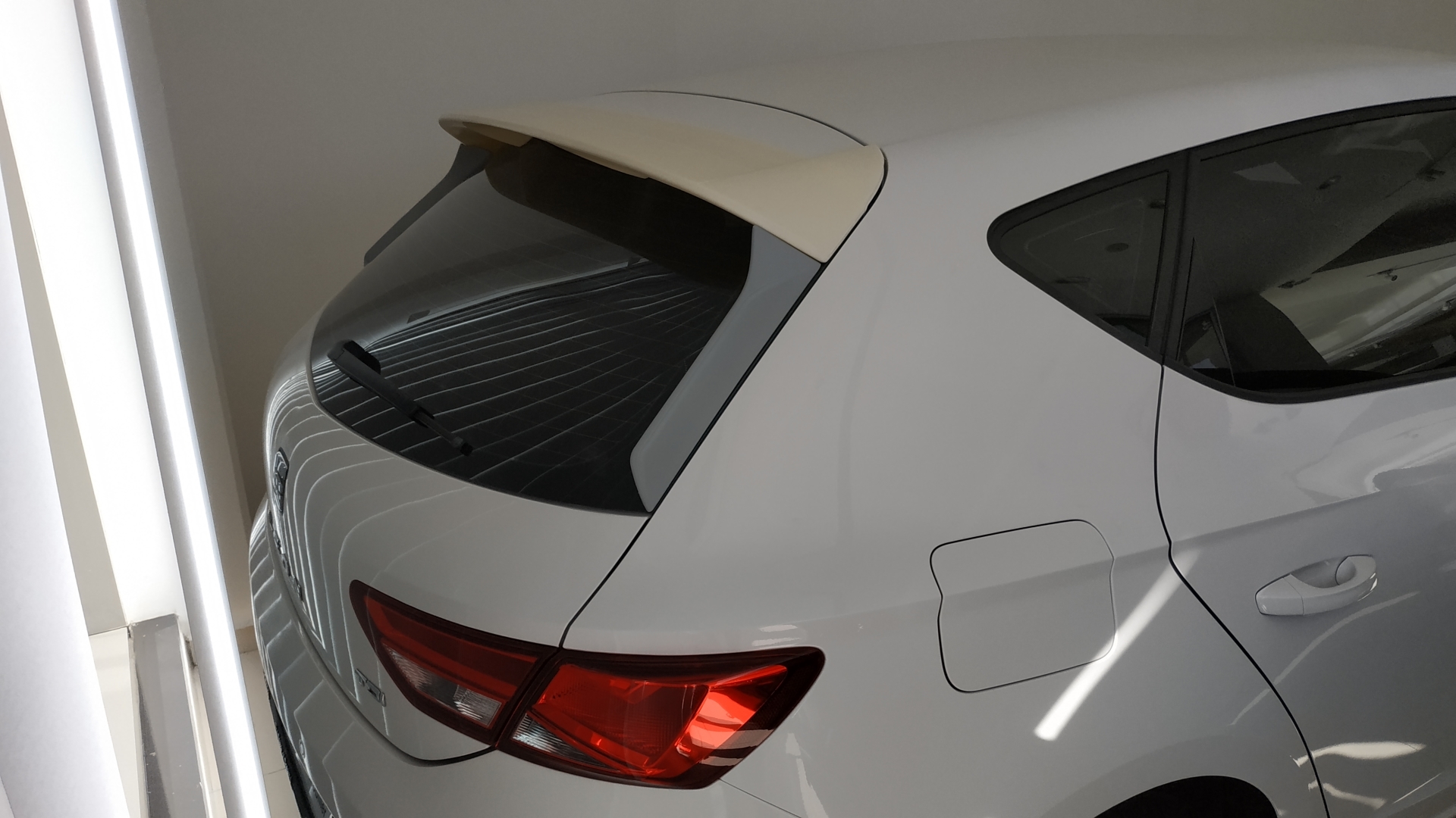 Seat Leon 2012-2016 İçin Uyumlu Cupra Tavan Spoiler 2