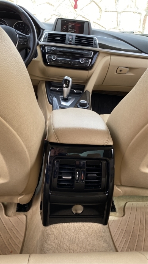 BMW 3 Serisi F30 Uyumlu Arka Klima Kaplama - Piano Black 2