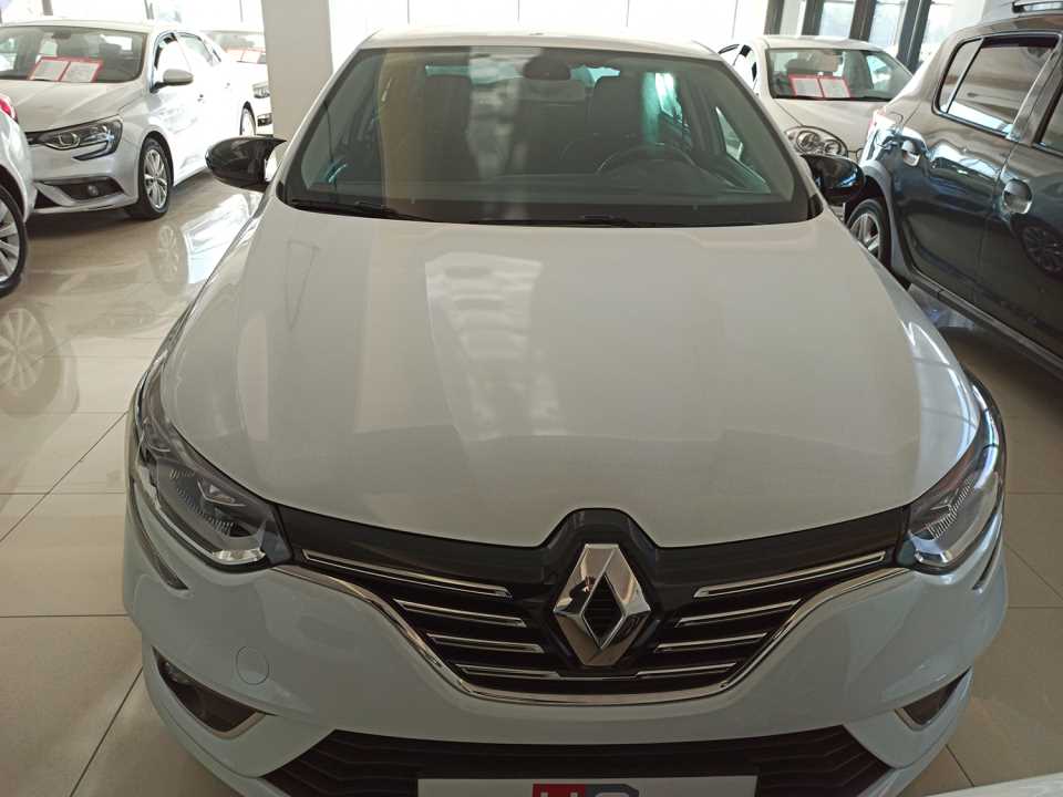 Megane 4 (2016 ve sonrası) İçin Uyumlu Yarasa Ayna Kapağı Piano Black 4