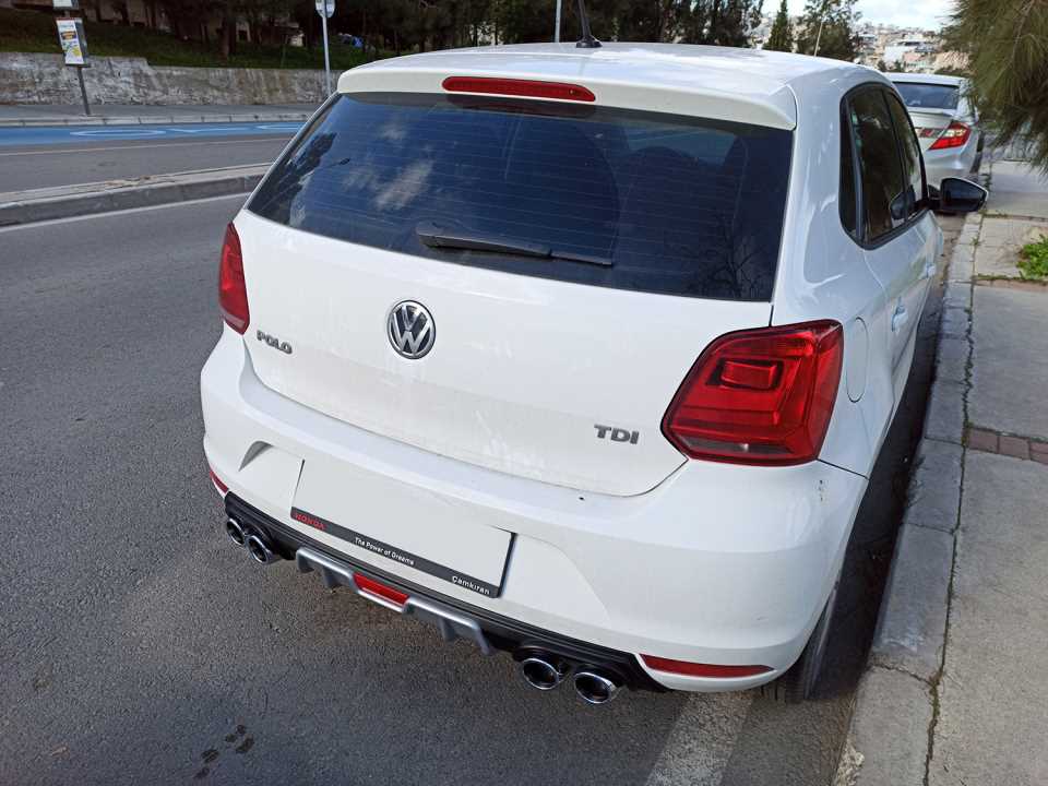 MK5 Polo 2014-2017 için Uyumlu Reflektörlü Silver Difüzör 3