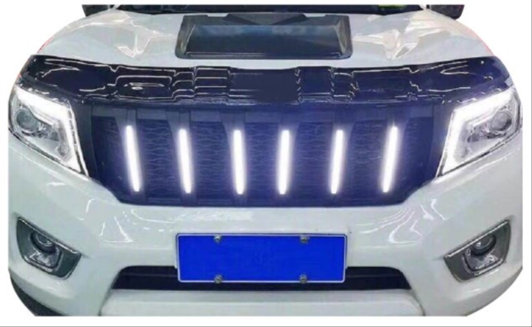 Nissan Navara NP300 (2015-2020) İçin Uyumlu Ledli Panjur - Siyah 5