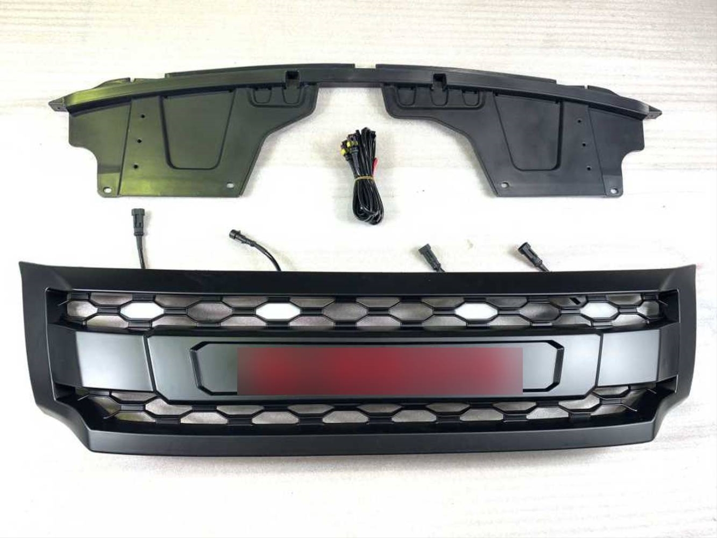 Nissan Navara NP300 (2015-2020) İçin Uyumlu LED'li Panjur - Siyah (Dizayn B) 3