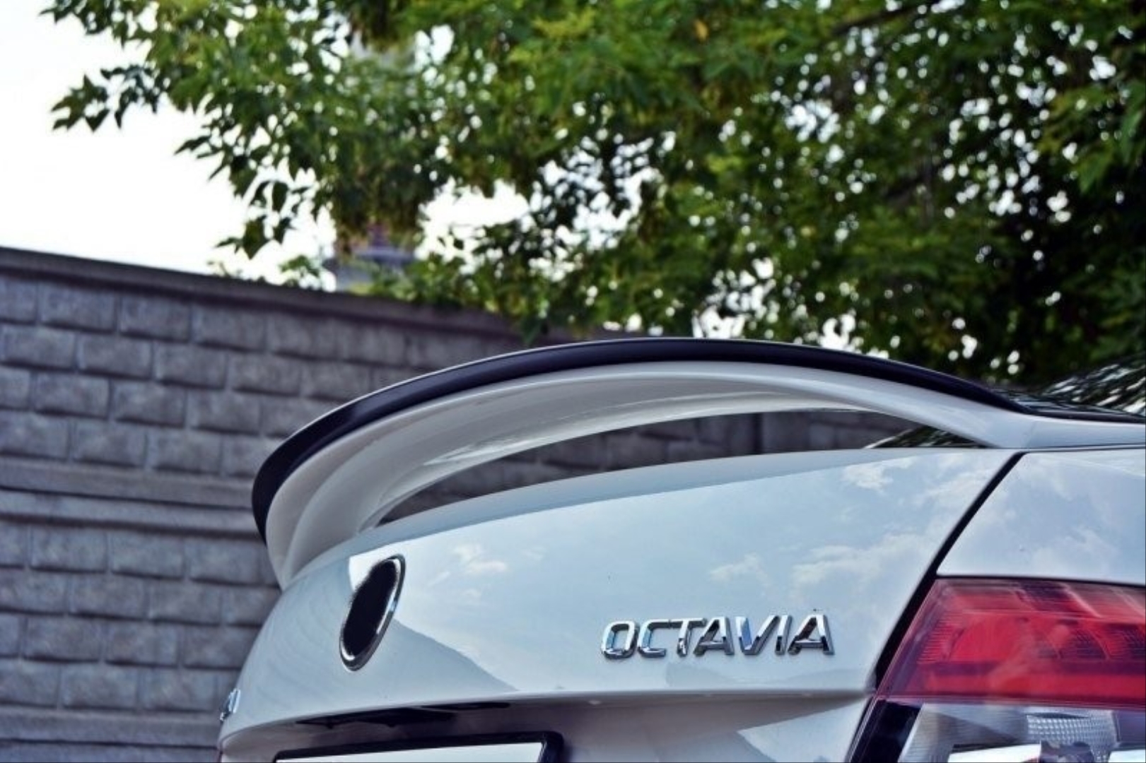 Skoda Octavia 2013-2020 İçin RS Spoiler - Piano Black 2