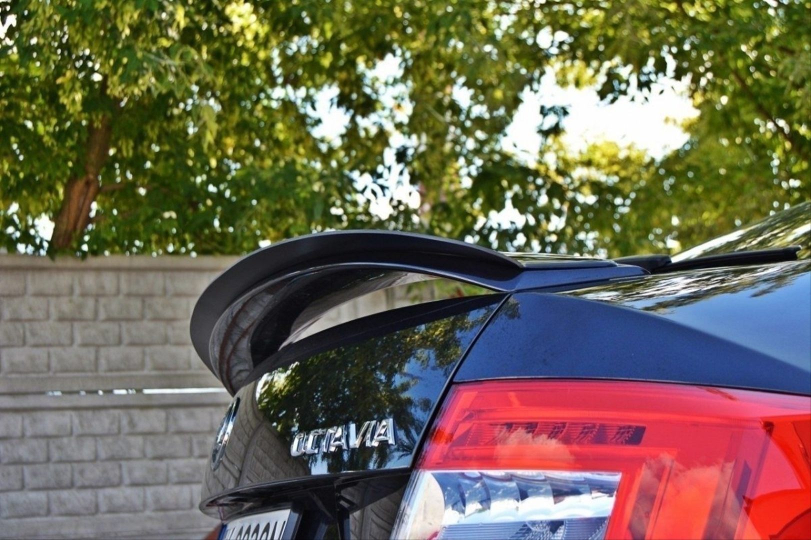 Skoda Octavia 2013-2020 İçin RS Spoiler - Piano Black 5