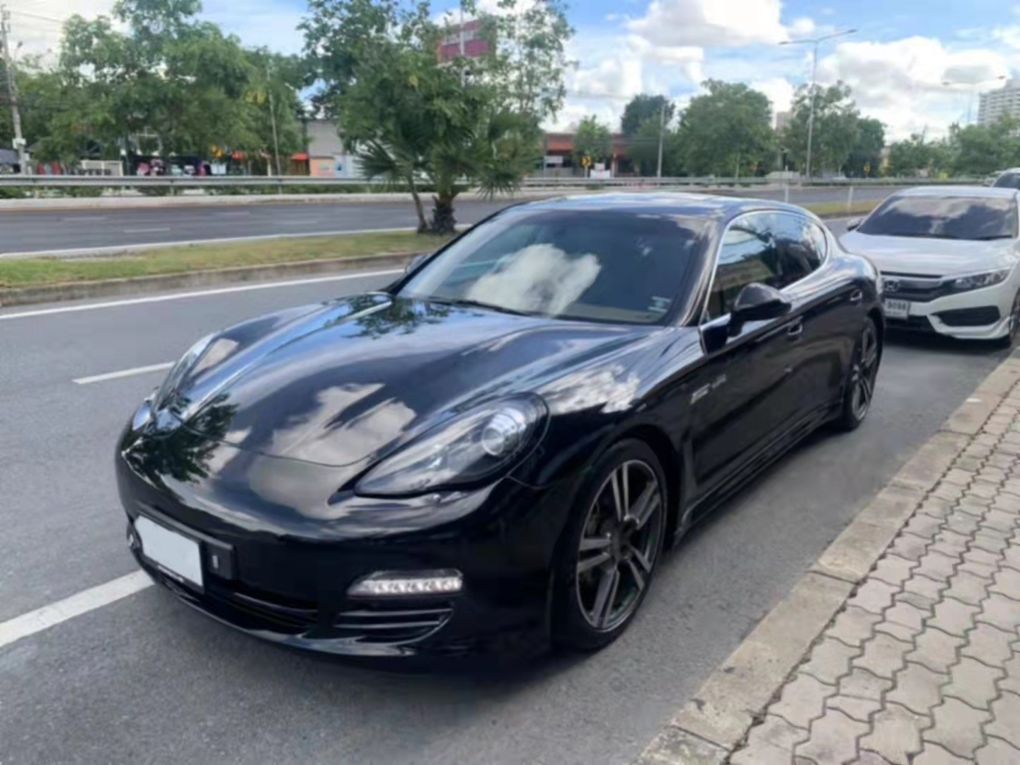 Porsche Panamera 2011-2013 İçin Full Facelift 2018 GTS Body Kit (Farlar Dahil) 4