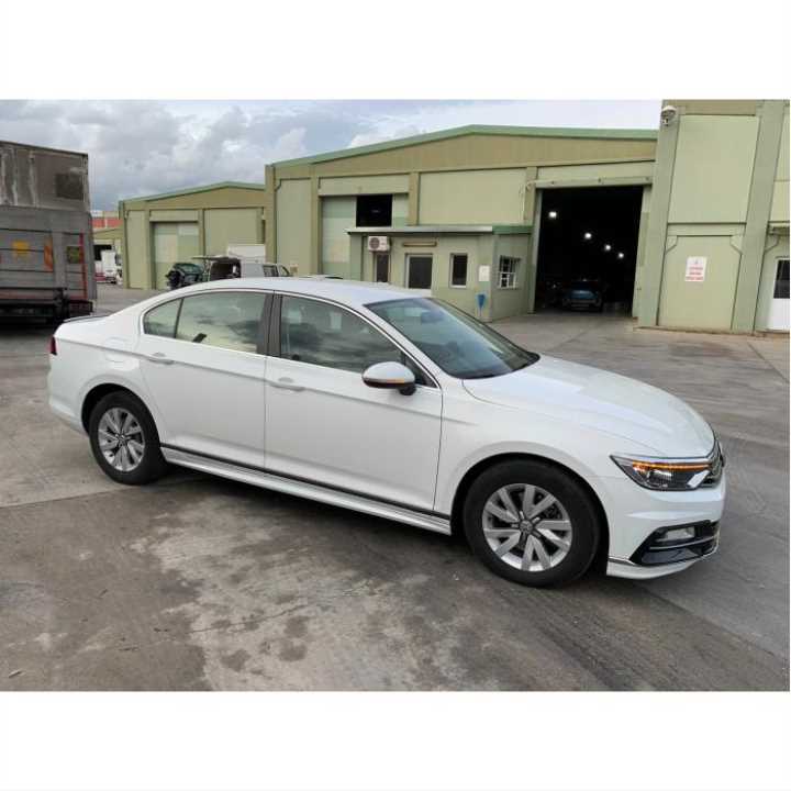 Volkswagen Passat B8 R-Line Yan Marşpiyel 2