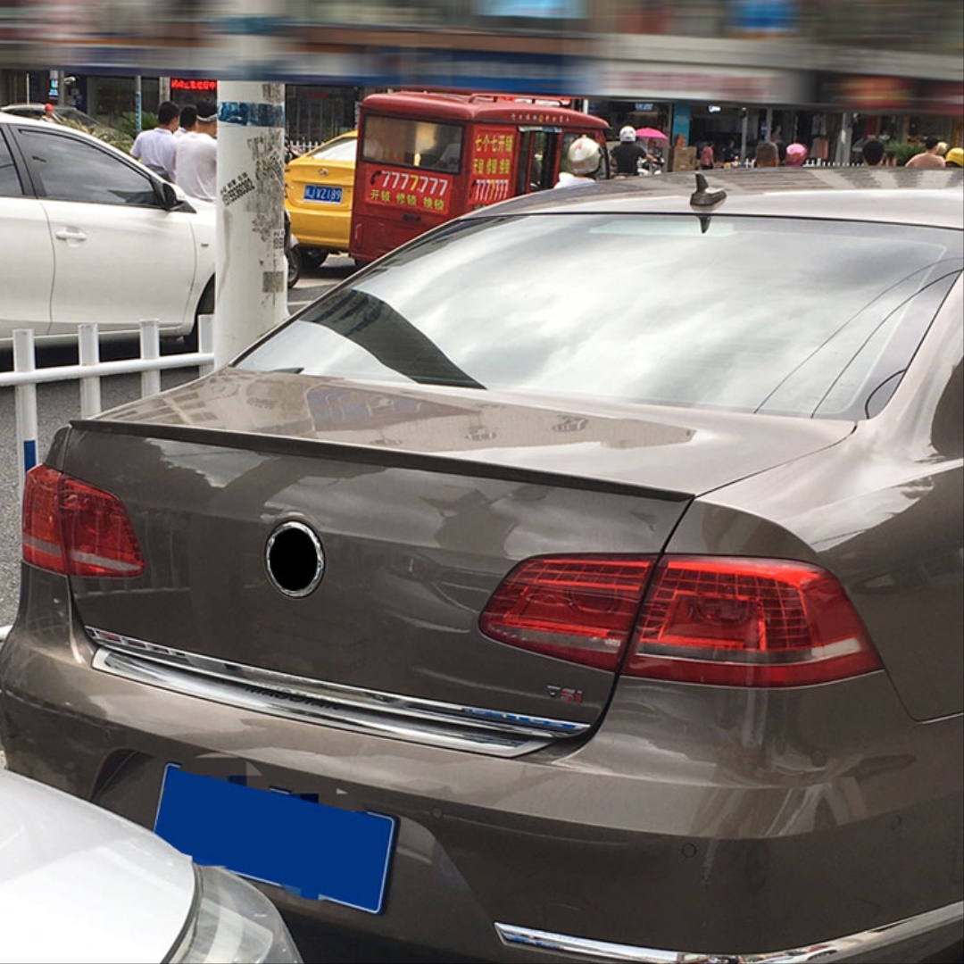 Volkswagen Passat B7 için Uyumlu Spoiler - Piano Black (Parlak Siyah) 3