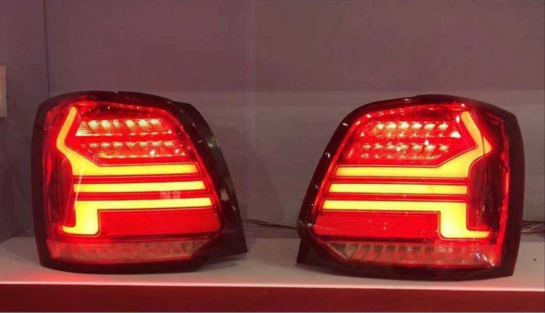 Volkswagen Polo 2009-2017 Uyumlu LED Stop Kayar Sinyal 6R-6C 2