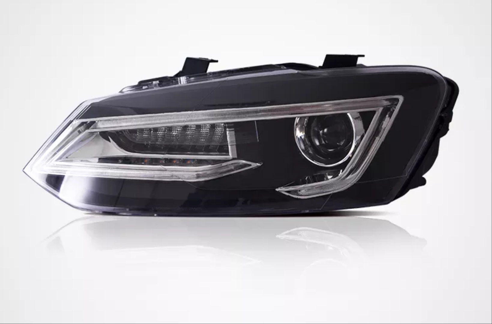 Polo 2010-2017 için Audi Tasarım LED Far 3