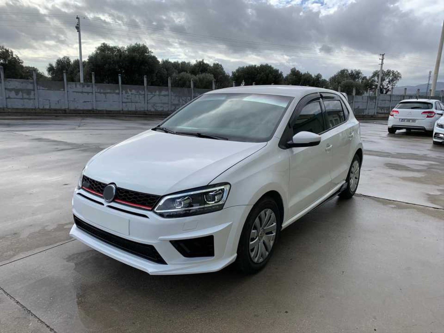 Volkswagen Polo 2010-2017 Ön Tampon + Panjur R400 5