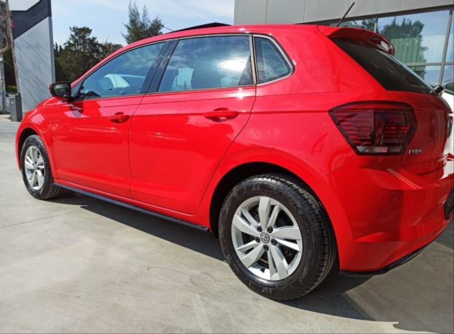 Volkswagen Polo 2018+ İçin Uyumlu Marşpiyel 4