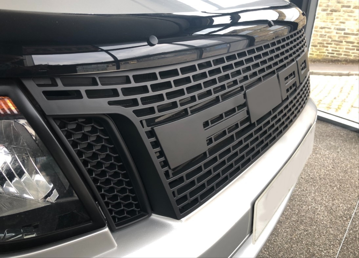 Ford Ranger T6 (2012-2015) Uyumlu LED'li Panjur 4