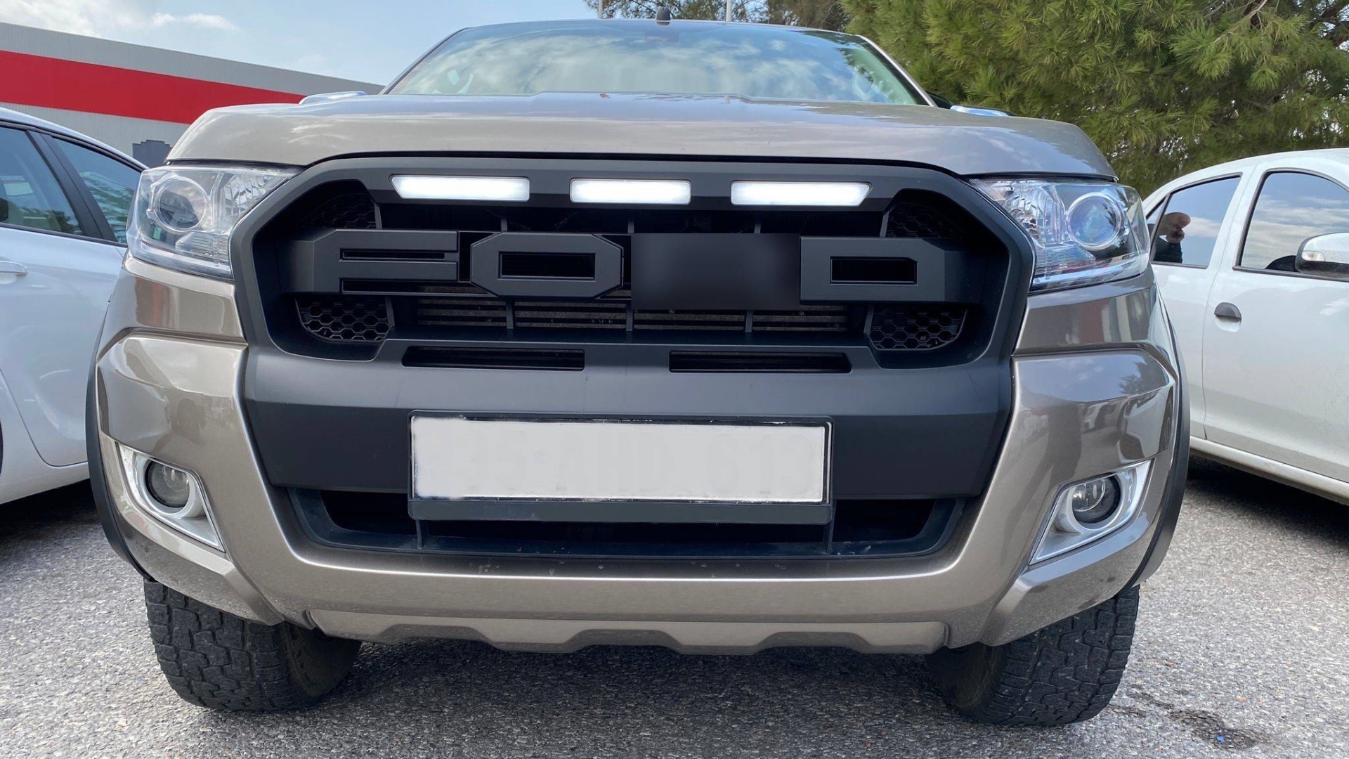 Ranger İçin Uyumlu T7 (2015-2018) LED'li Panjur 3