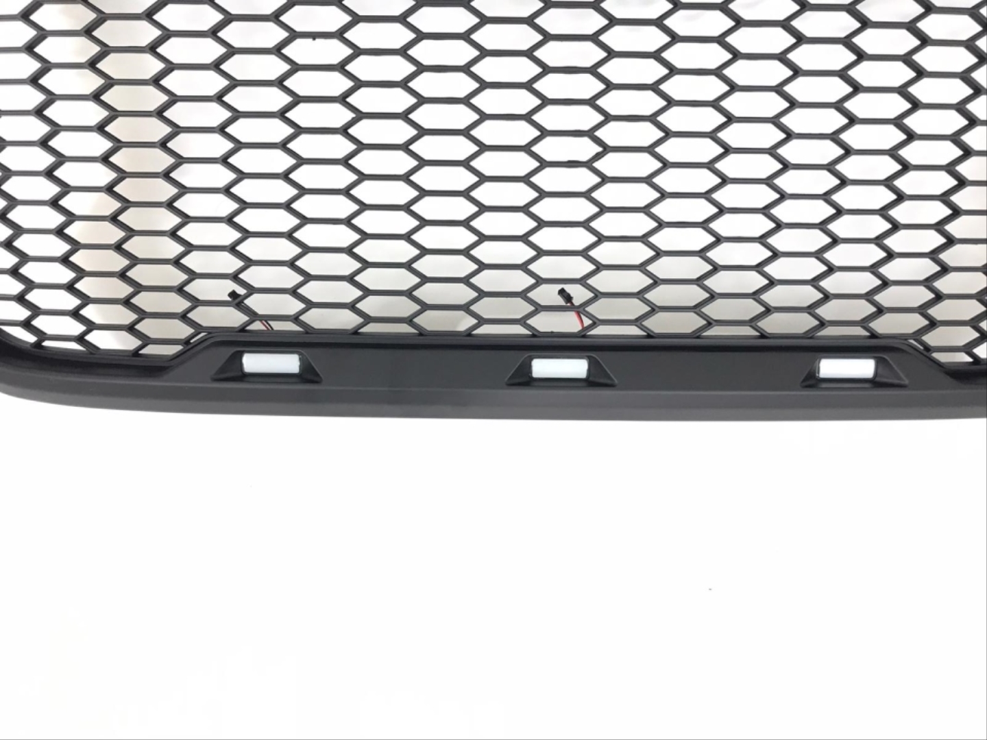 Ranger için Uyumlu T7 F150 Stil Panjur (LED'li) 2